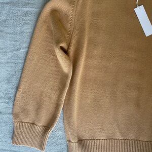 Demy by Demylee brand new sweater